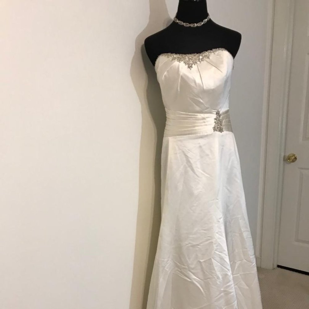 BRIDAL - Picture 2 of 6